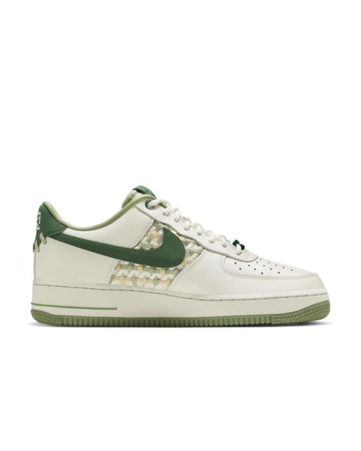 Nike Air Force 1 "Nai-Ke" Surfaces in Green Waves